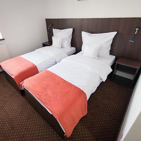 First Hotel Tczew Esterno foto