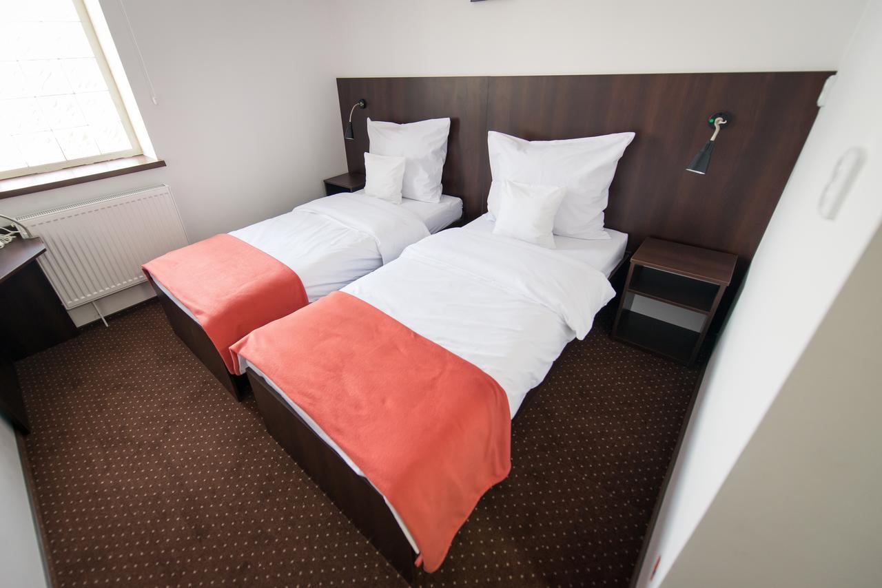 First Hotel Tczew Esterno foto