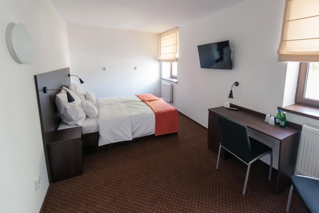 First Hotel Tczew Esterno foto