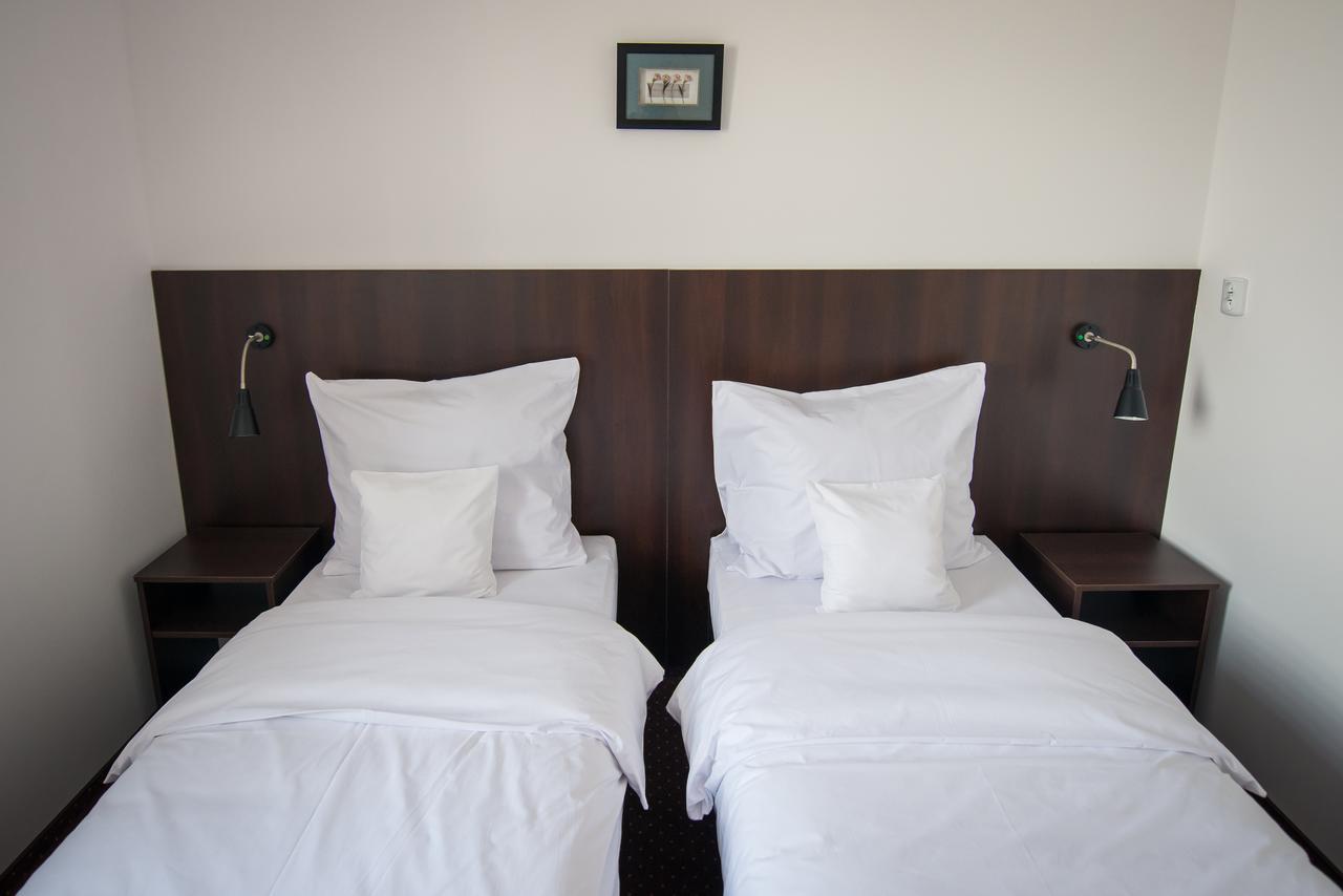 First Hotel Tczew Esterno foto