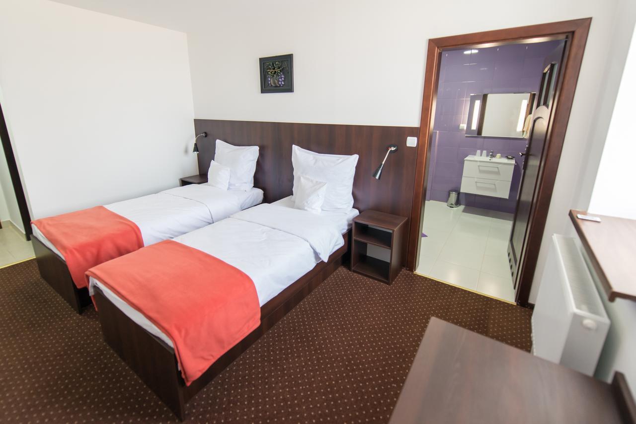 First Hotel Tczew Esterno foto