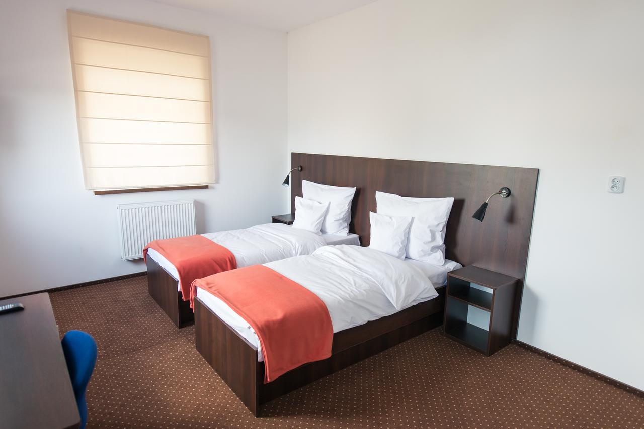 First Hotel Tczew Esterno foto